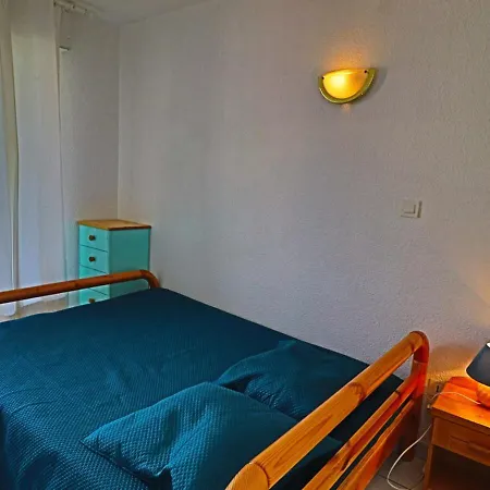 Apartment Agreable T2 Pour 6 Pers., Terrasse, Piscine Et Proche - Fr-1-472a-177