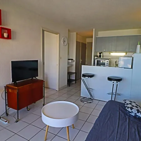 Agreable T2 Pour 6 Pers., Terrasse, Piscine Et Proche - Fr-1-472a-177 Lägenhet *